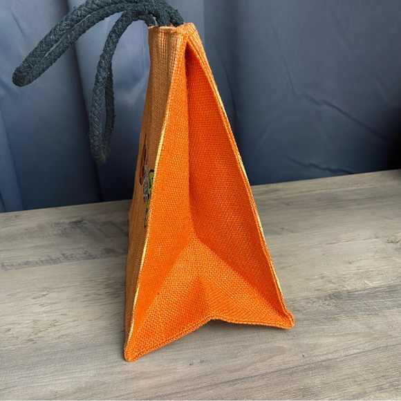 Halloween-themed burlap bag,  "BOO" Bag, Orange, Black‎ - Picture 3 of 10